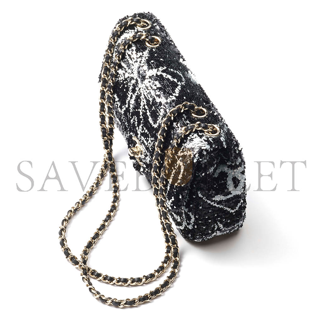 CHANEL FLAP BAG SEQUINS & GOLD-TONE METAL BLACK & WHITE AS4561 (21*14*8cm) CHANEL FLAP BAG SEQUINS & GOLD-TONE METAL BLACK & WHITE AS4561 (21*14*8cm)